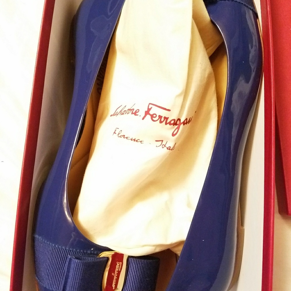 Salvatore Ferragamo - Picture 4 of 6
